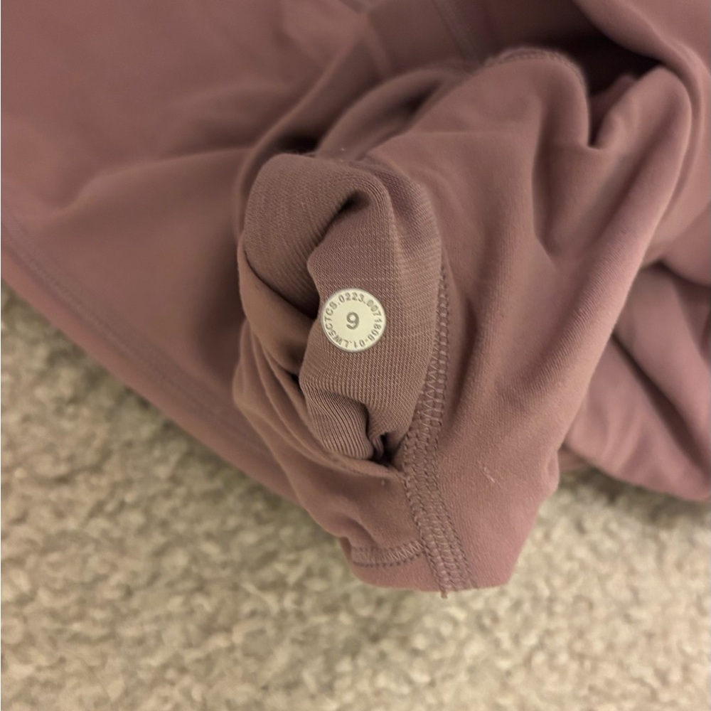 lululemon athletica Mauve Leggings - Picture 3 of 3